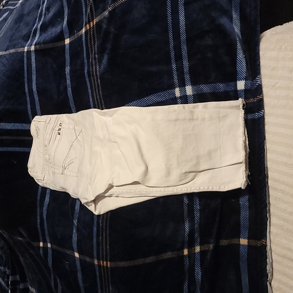 Capri pants